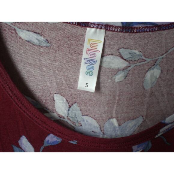 NWT LuLaRoe SMALLFloral Burgundy Lynnae Shirt Top Blouse - Picture 3 of 6